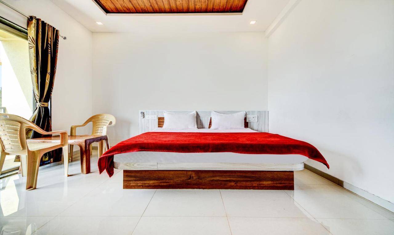 Aditya Hill View Inn 马哈巴莱斯赫瓦尔 外观 照片