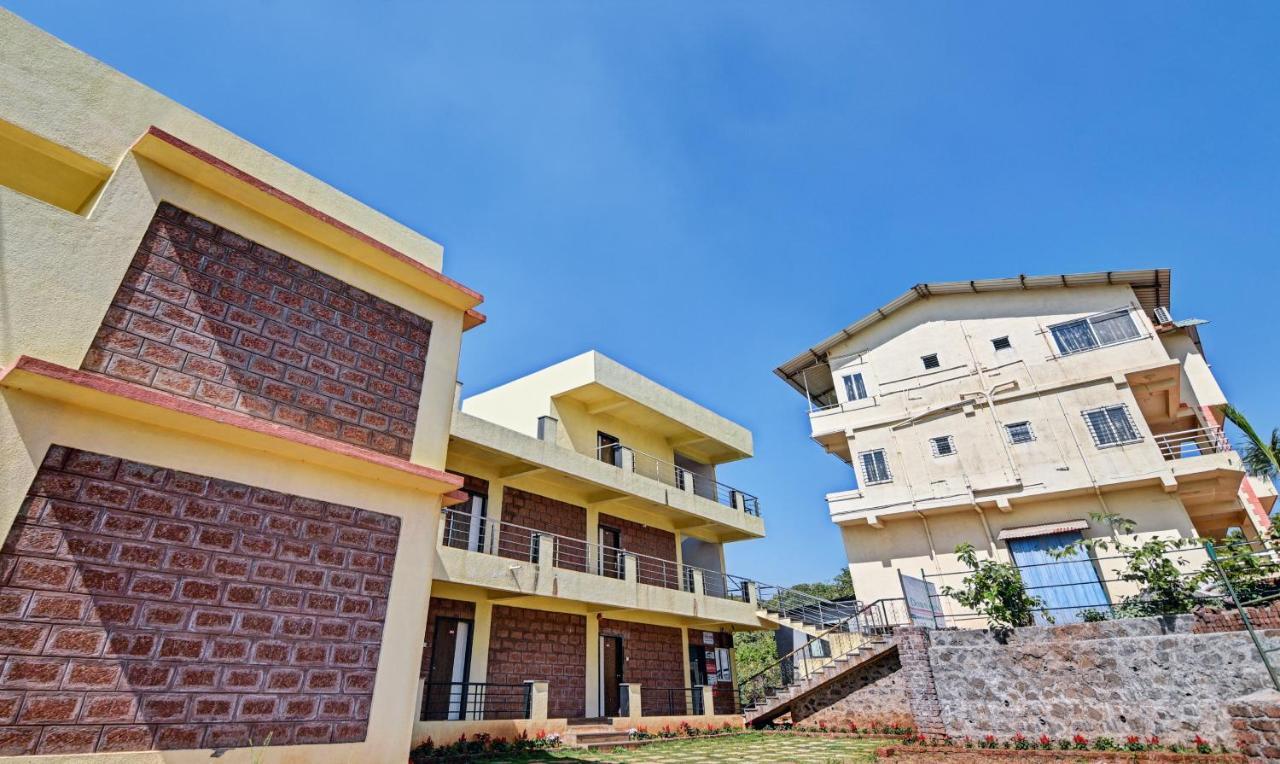 Aditya Hill View Inn 马哈巴莱斯赫瓦尔 外观 照片