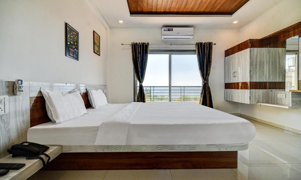 Aditya Hill View Inn 马哈巴莱斯赫瓦尔 外观 照片
